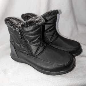 Women's snow boots